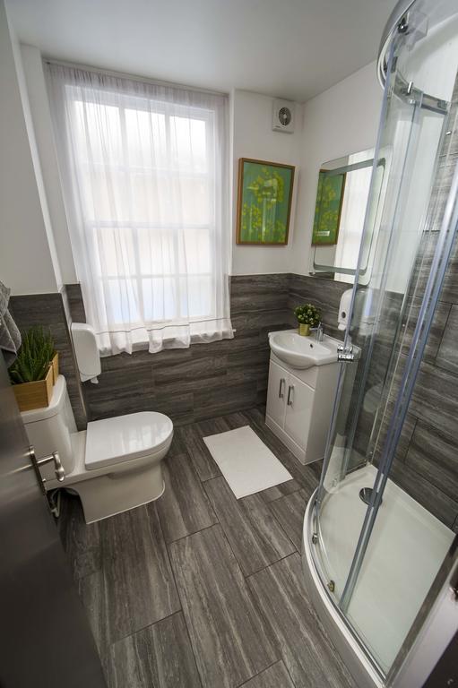 Chambre Double avec Salle de Bains Commune - 11