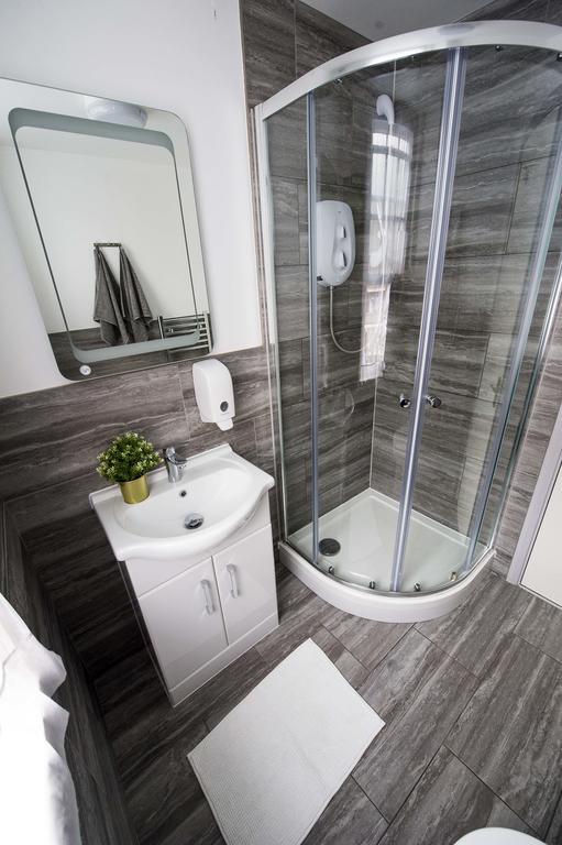 Chambre Double avec Salle de Bains Commune - 8